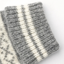 Isvik strikluffe - Hestra - Grå og offwhite - Freja skind