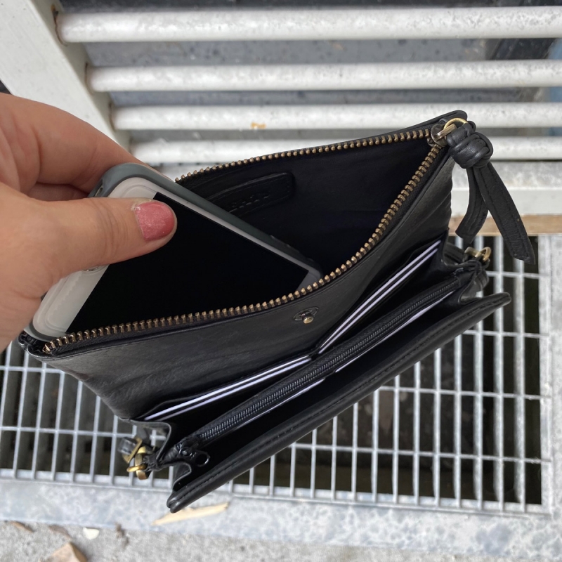 Rose crossbody pung - sort skind - Treats 180904 - Freja skind