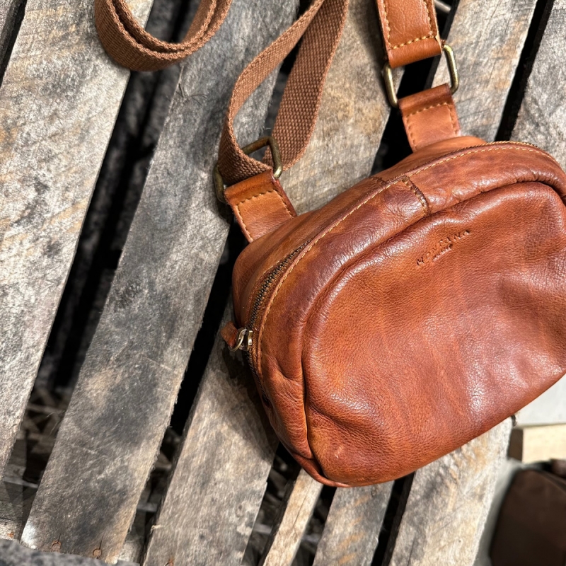 Optima crossbody taske - Cognac - Montana - 272212