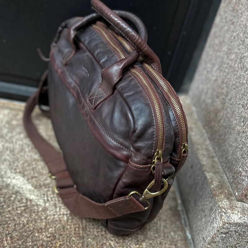 Lenox pc-väska - För 15,6" pc - Brun buffelskinn - Montana