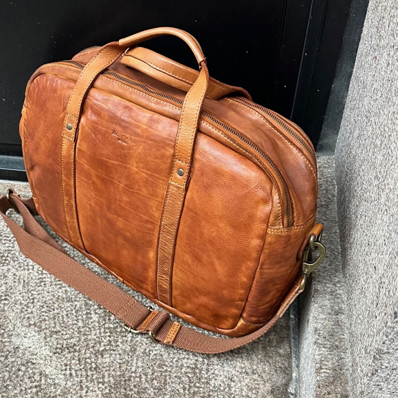 Safford pc-väska - För 15,6" pc - Cognac buffelskinn - Montana