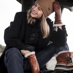 Kathryn dameluffe - Blød tabac farve hairsheep skind med perlelamme foer - Hestra 19171