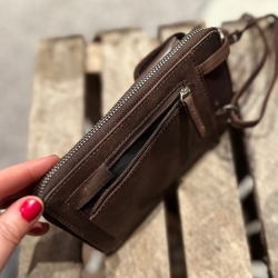 Birthe mobilhanger - corium - patineret brun - Freja skind