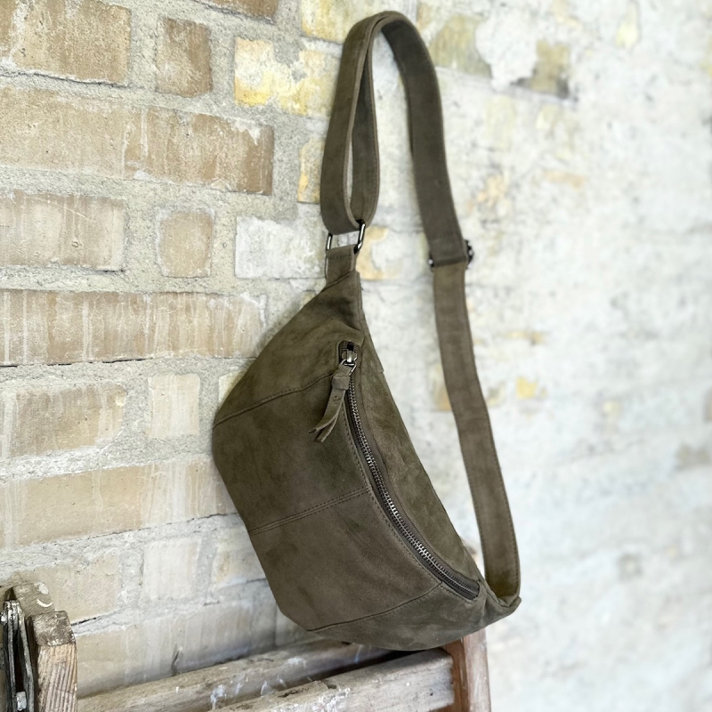 Silja suede bumbag - Olivengrøn blød ruskind - Freja skind