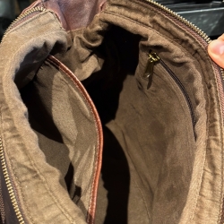 Brun skuldertaske - Bøffelskind - Gerty - Montana - 272304