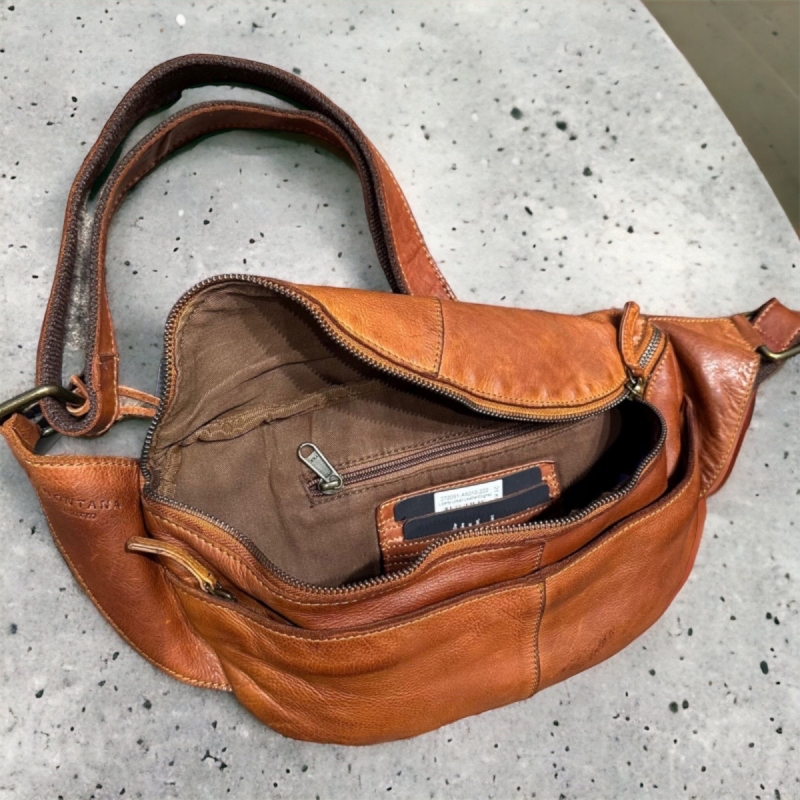 Cognac Liberty bumbag - 272051 - Montana - Freja skind