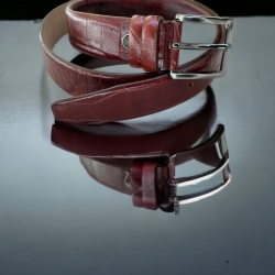 Palermo herrebælte i mønstret brandy kernelæder - Freja skind