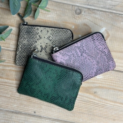 Naya lille skindpung med slangemønster - Treats - 180901