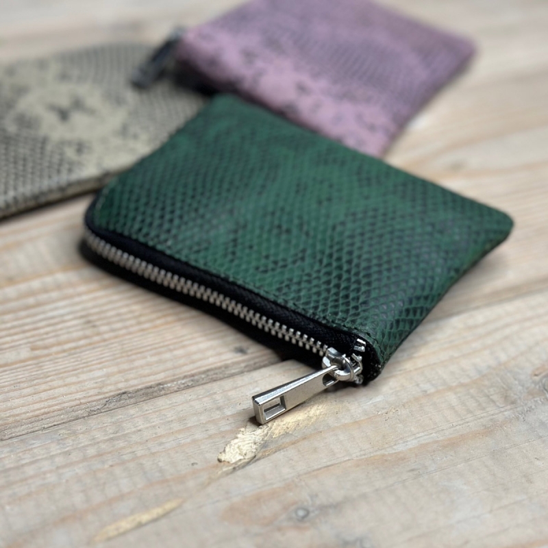 Naya lille skindpung med slangemønster - Treats - 180901