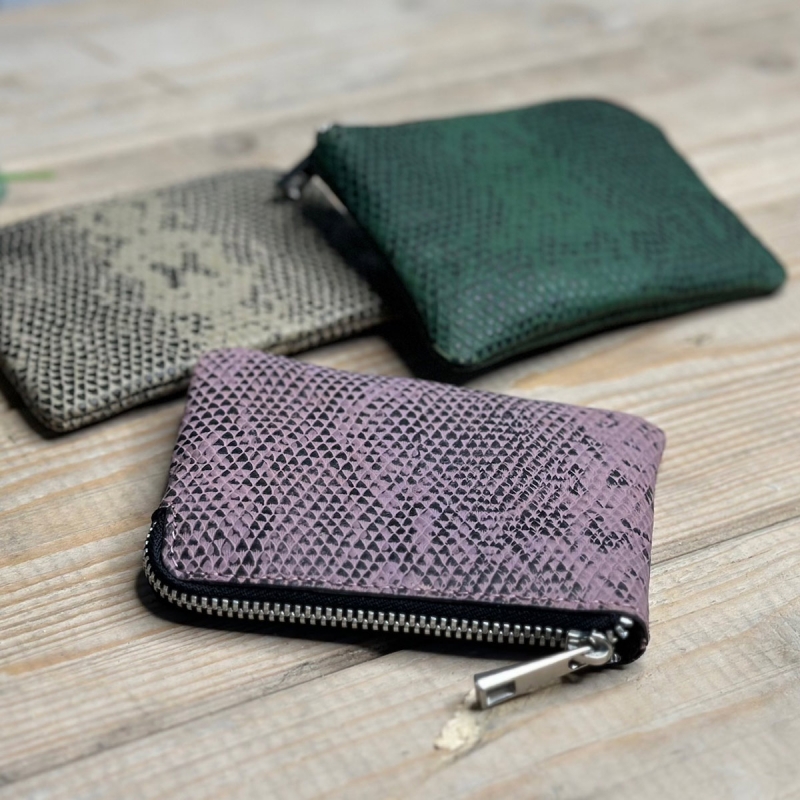 Naya lille skindpung med slangemønster - Treats - 180901