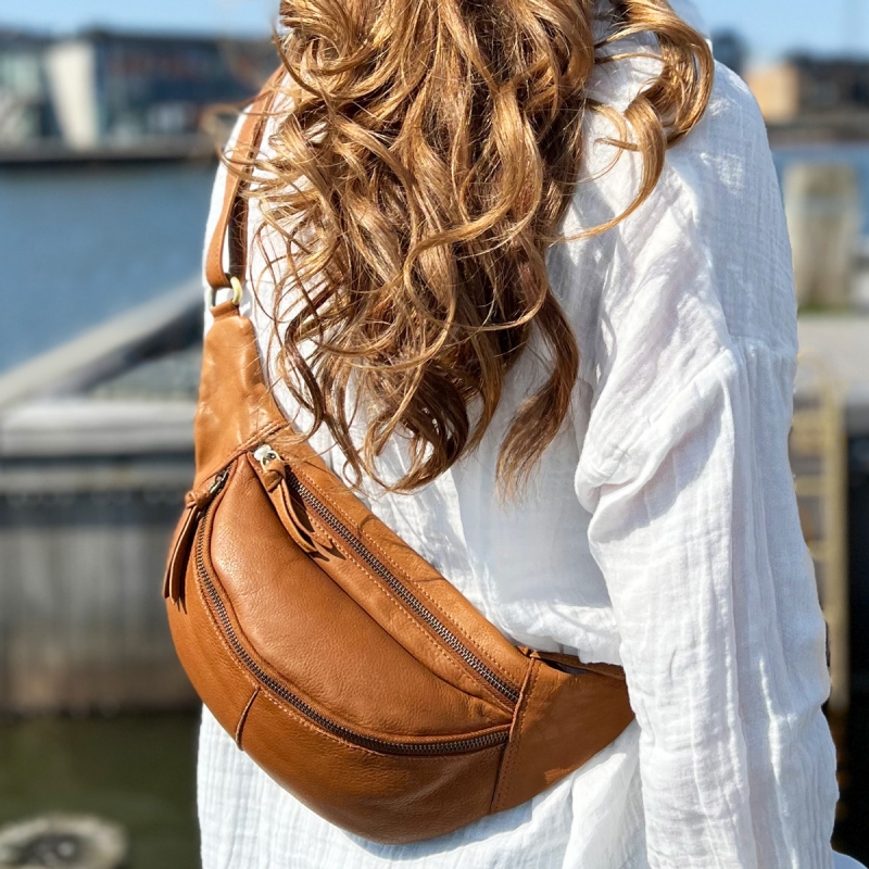 Aya bumbag fra danske Treats - cognac skind - 282003