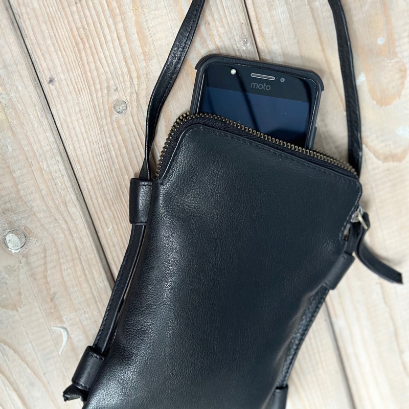 Josefine mobil taske til stor mobil - blød skind - Treats - 282300