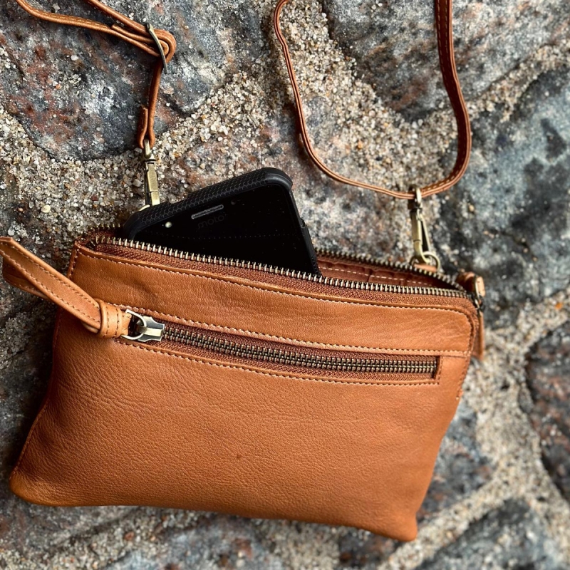 Nanna crossbody mobiltaske - Treats - 220806