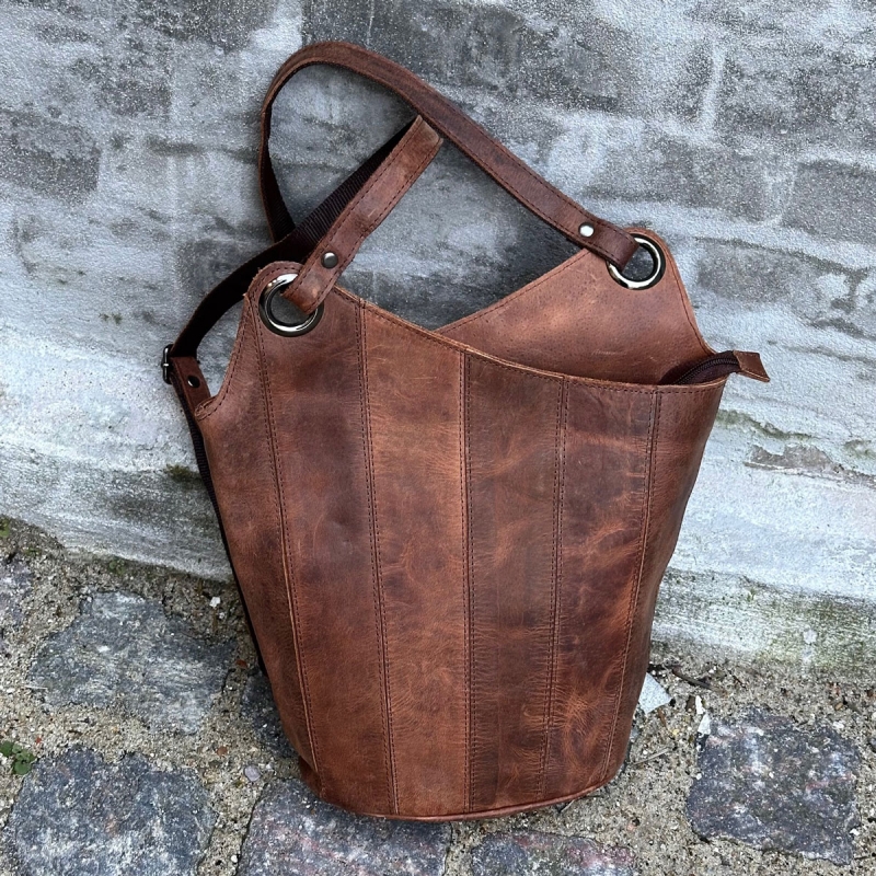 Carina rygsæk - brun bøffellæder - Dame - Leather design - Freja skind