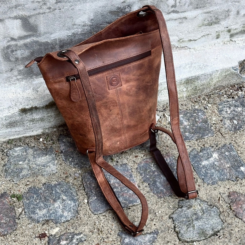 Carina rygsæk - brun bøffellæder - Dame - Leather design - Freja skind