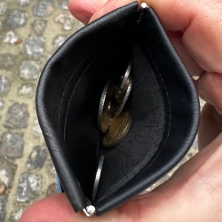 Madsen klemmepung med kortholder - Sort - Leather design