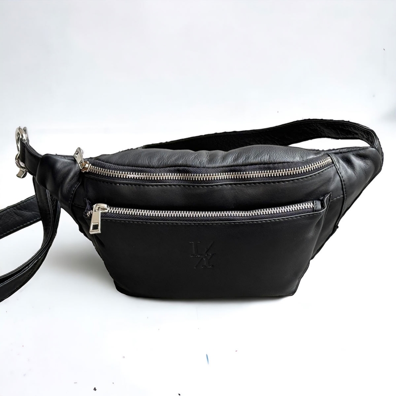 Sort bumbag  i blød skind - Maya fra danske Levinsky - Freja skind