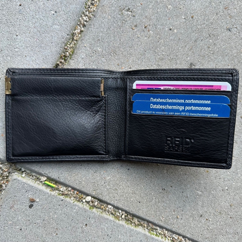 Nielsen klemmepung med fold ud - Leather design - Freja skind