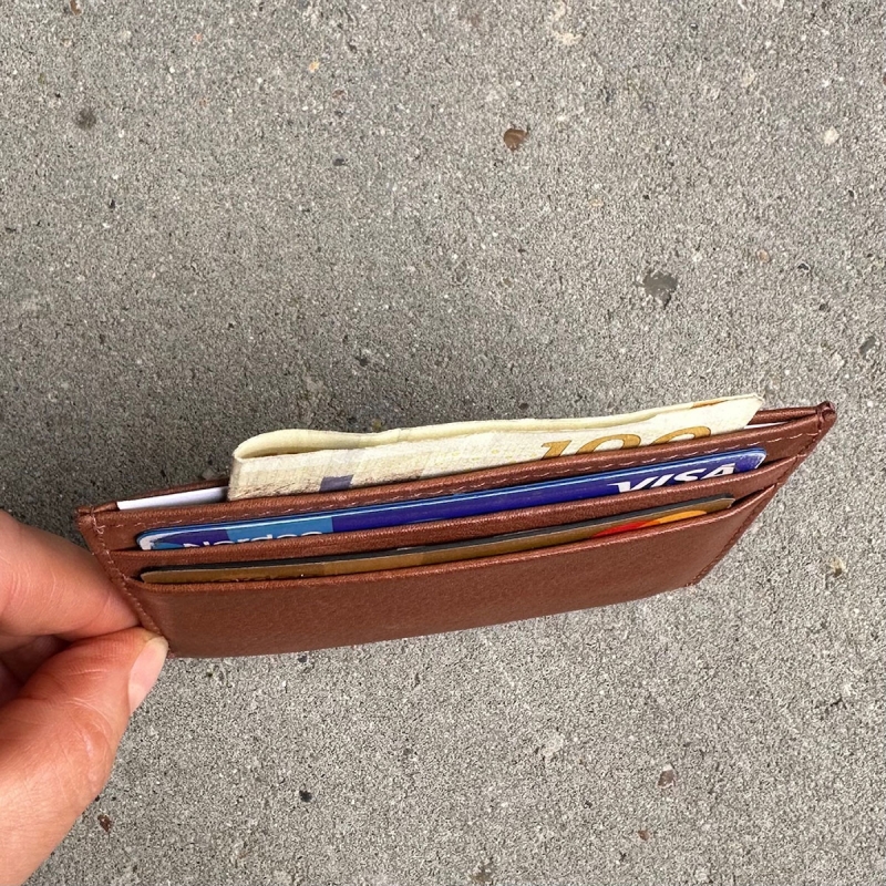 Uma kreditkorthållare för 4 kort - Läder - Treats