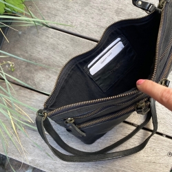 sort Treats cross body taske - Dejlig pris