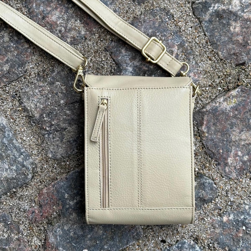 Mobilhanger i blød skind - Corium  - Freja skind