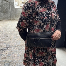 sort Treats cross body taske - Dejlig pris