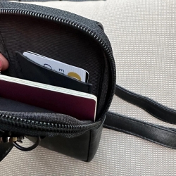 Cali mobilhanger i læder  - rejsetaske - Freja skind