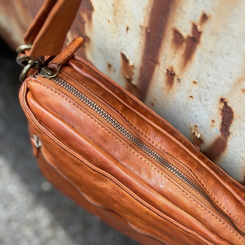 Maryland crossover taske - cognac læder - Montana 272323