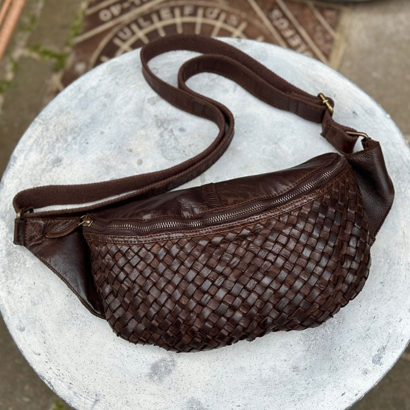 Brun Verona bumbag i brun bøffelskind