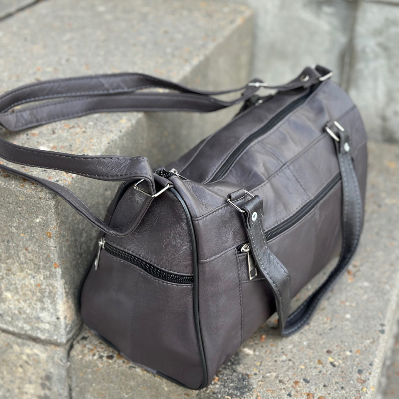 Grå Anja skuldertaske i blød lammeskind - Freja skind