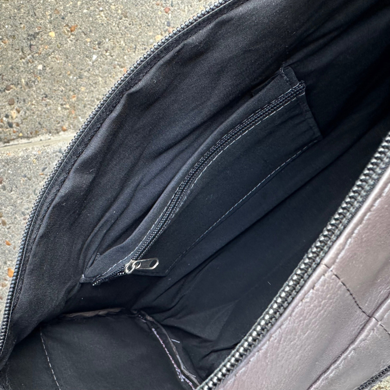 Grå Anja skuldertaske i blød lammeskind - Freja skind