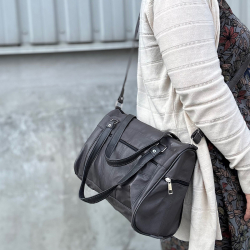 Grå Anja skuldertaske i blød lammeskind - Freja skind