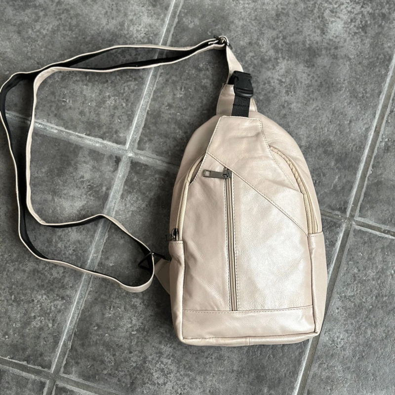 Bondi sleekbag - Beige lammskinn - Många fack - Freja Skind