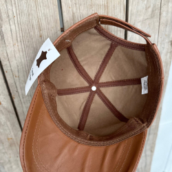 mørk cognac skindcap - dame - Freja skind