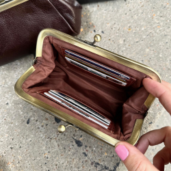 Vera damepung med snaplås - blød læder - Leather design