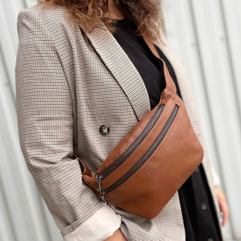 Cognac Sarah bumbag i blød lammeskind - Freja skind