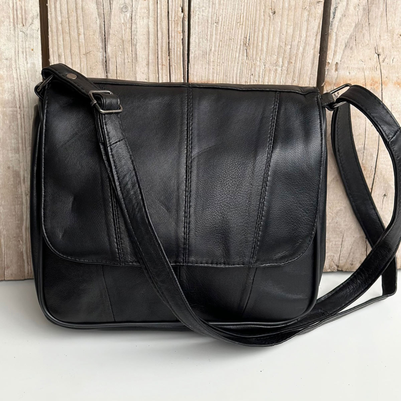 Sort Lissy skindtaske - Freja skind Sort Lissy skindtaske - Freja skind