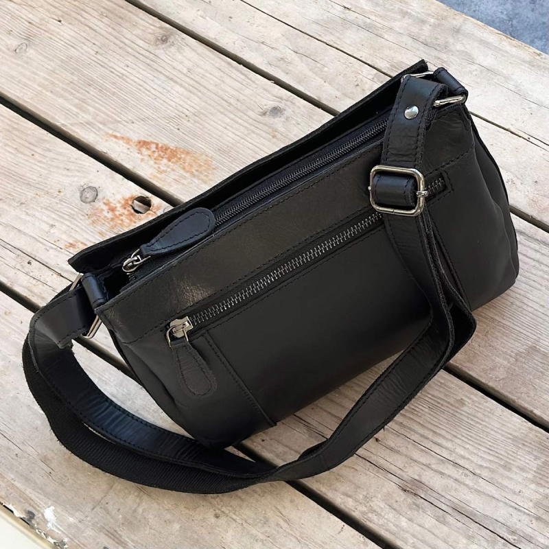 Else skuldertaske i sort læder - 3 rum - Leather design - UR 1138 - Freja skind