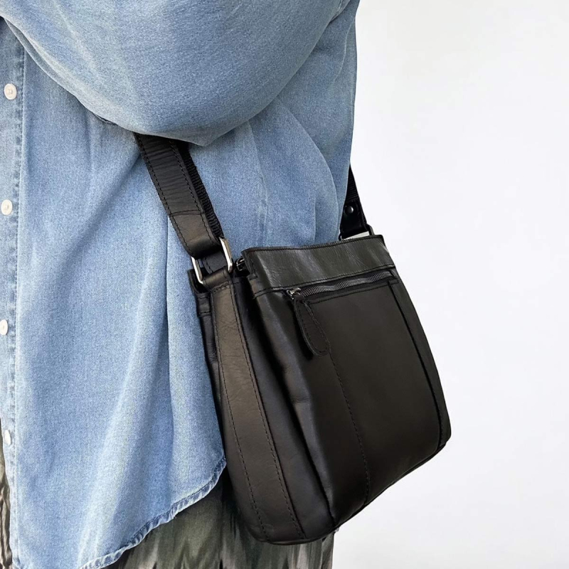 Else skuldertaske i sort læder - 3 rum - Leather design - UR 1138 - Freja skind