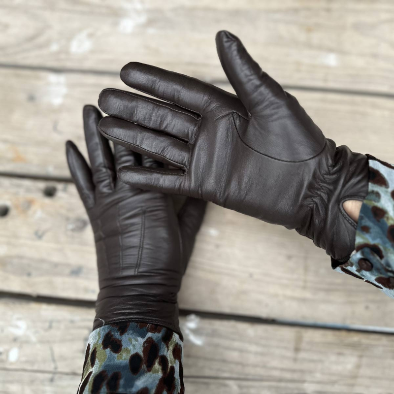 Nancy damehandske i blød brun skind med uldfoer - Natures collection