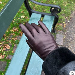 Brun dame skindhandske - Blød skind med strikfoer af uld - Levinsky - Freja skind