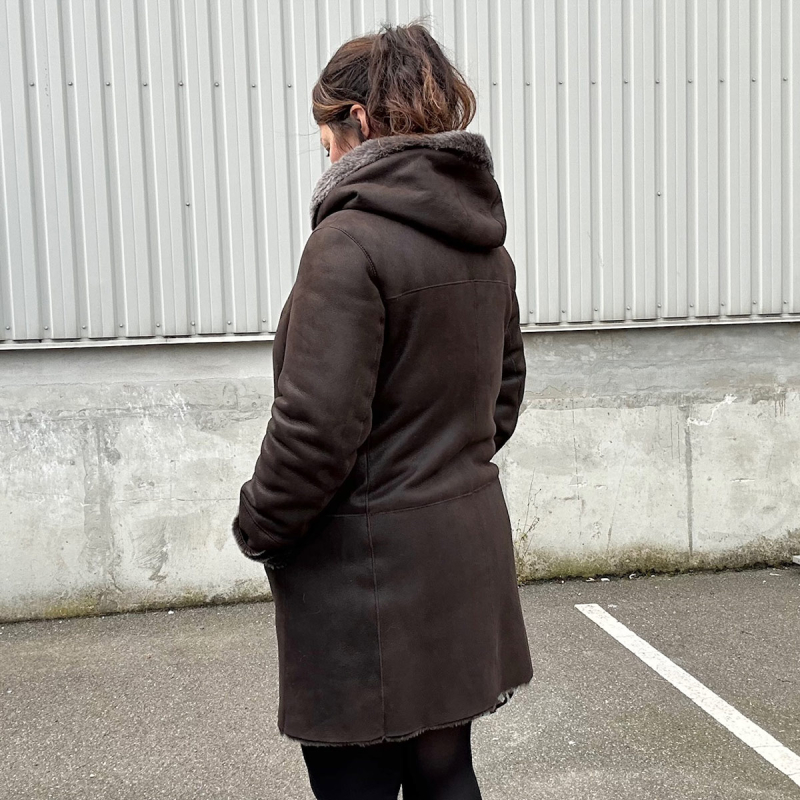 Melika fårskinnsjacka för dam - Mellanlång modell med huva - Brunt fårskinn