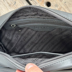 Grå skindtaske i blød kalveskind - Treats 280646