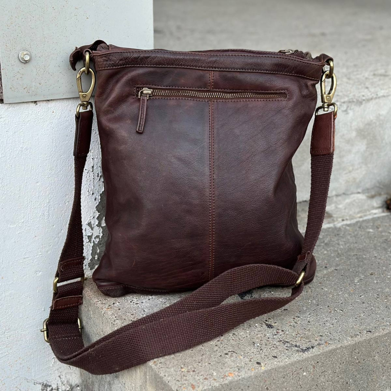 Fulton skuldertaske i læder  - Montana 272203