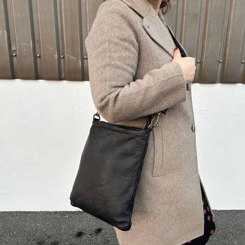 Fulton skuldertaske i læder  - Montana 272203