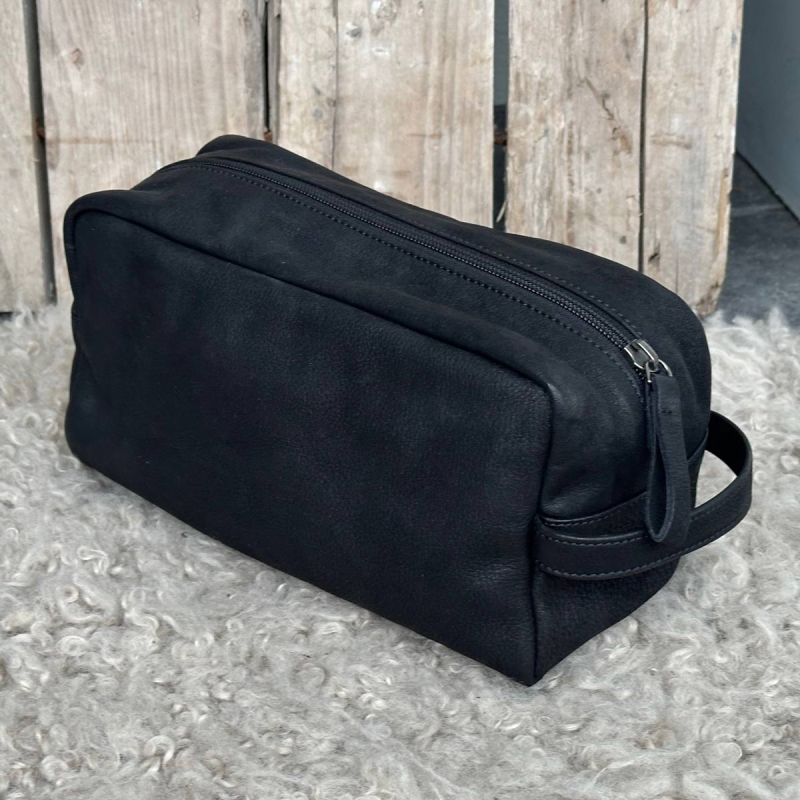 Malmø toilettaske - Sort bøffelskind - Herre - Freja skind