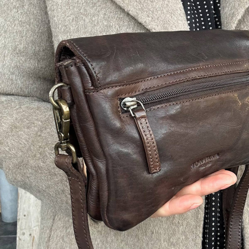 Emory skuldertaske i læder  - Montana  - 272400