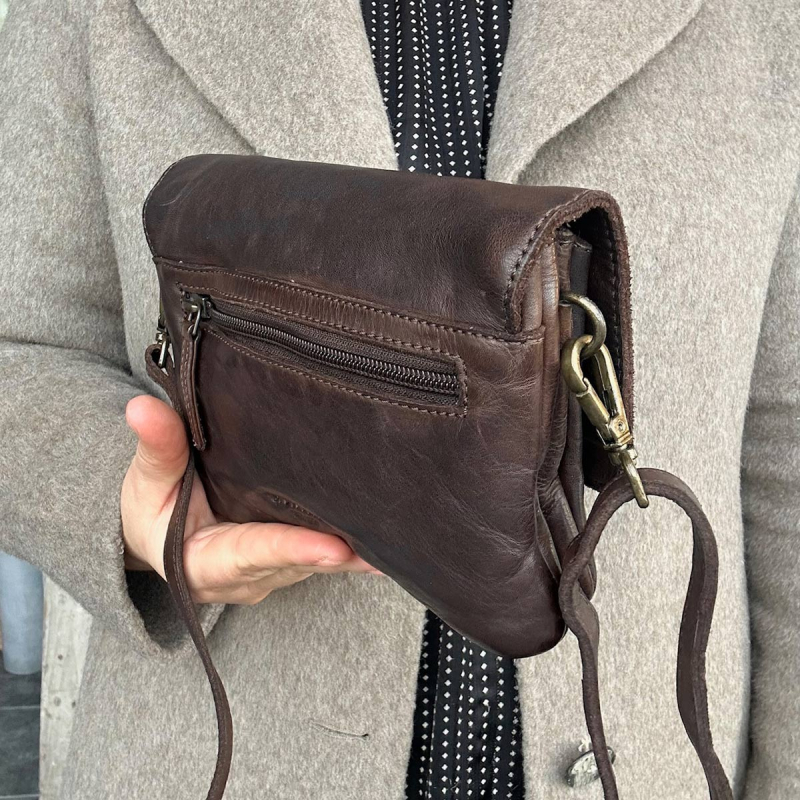 Emory skuldertaske i læder  - Montana  - 272400