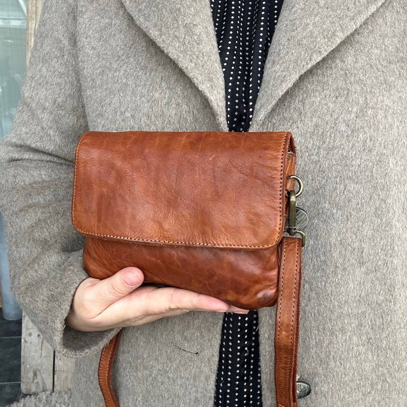 cognac Emory skuldertaske - Montana - 272400