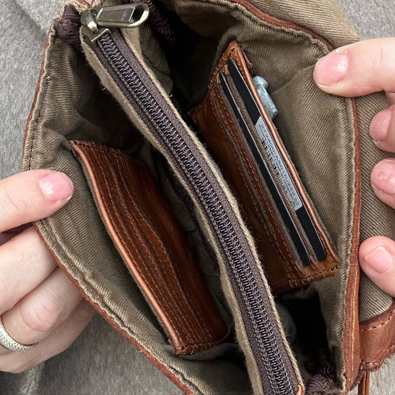 cognac Emory skuldertaske - Montana - 272400